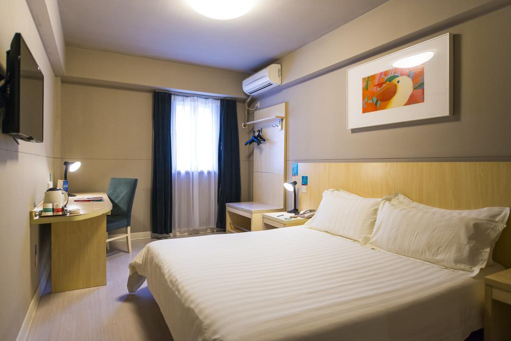 Jinjiang Inn Baoding Railway Station Екстер'єр фото